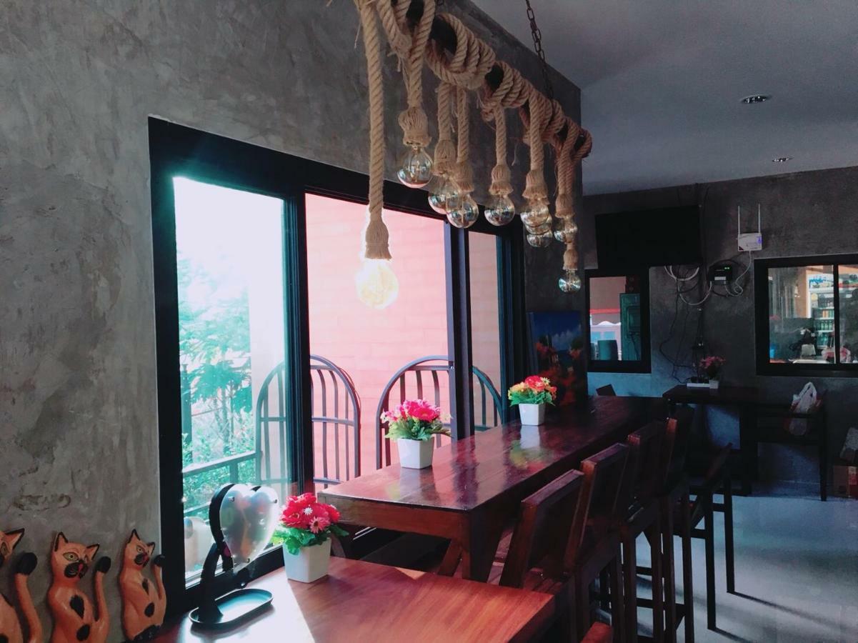 渡假村 River Hill Side Ban Tha Thong Mon